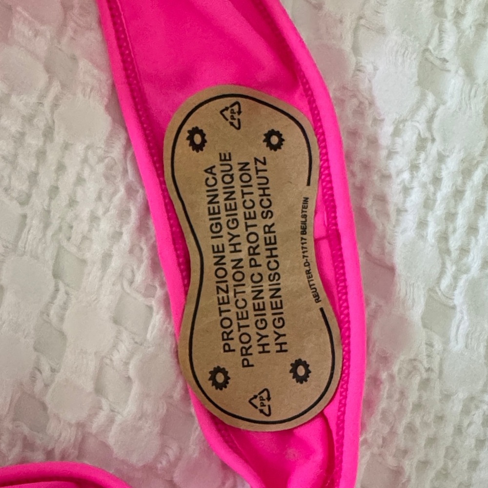 L'Animal Panthere Rose neon pink belted high cut high waist one piece swimsuit - Picture 15 of 15